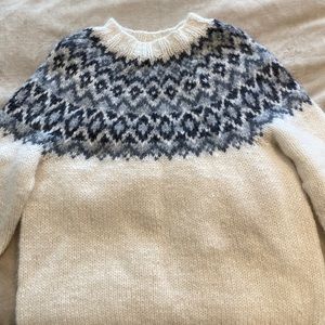 Icelandic wool sweater - unisex